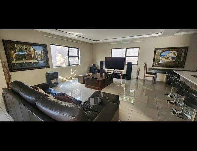 3 BEDROOM PROPERTY TO RENT IN RUIMSIG